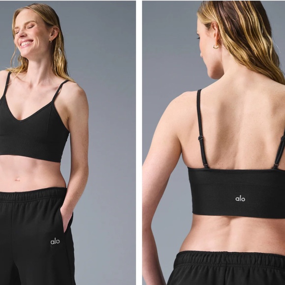 NWT Alo Yoga Delight Bralette Size Small Black Sports Bras